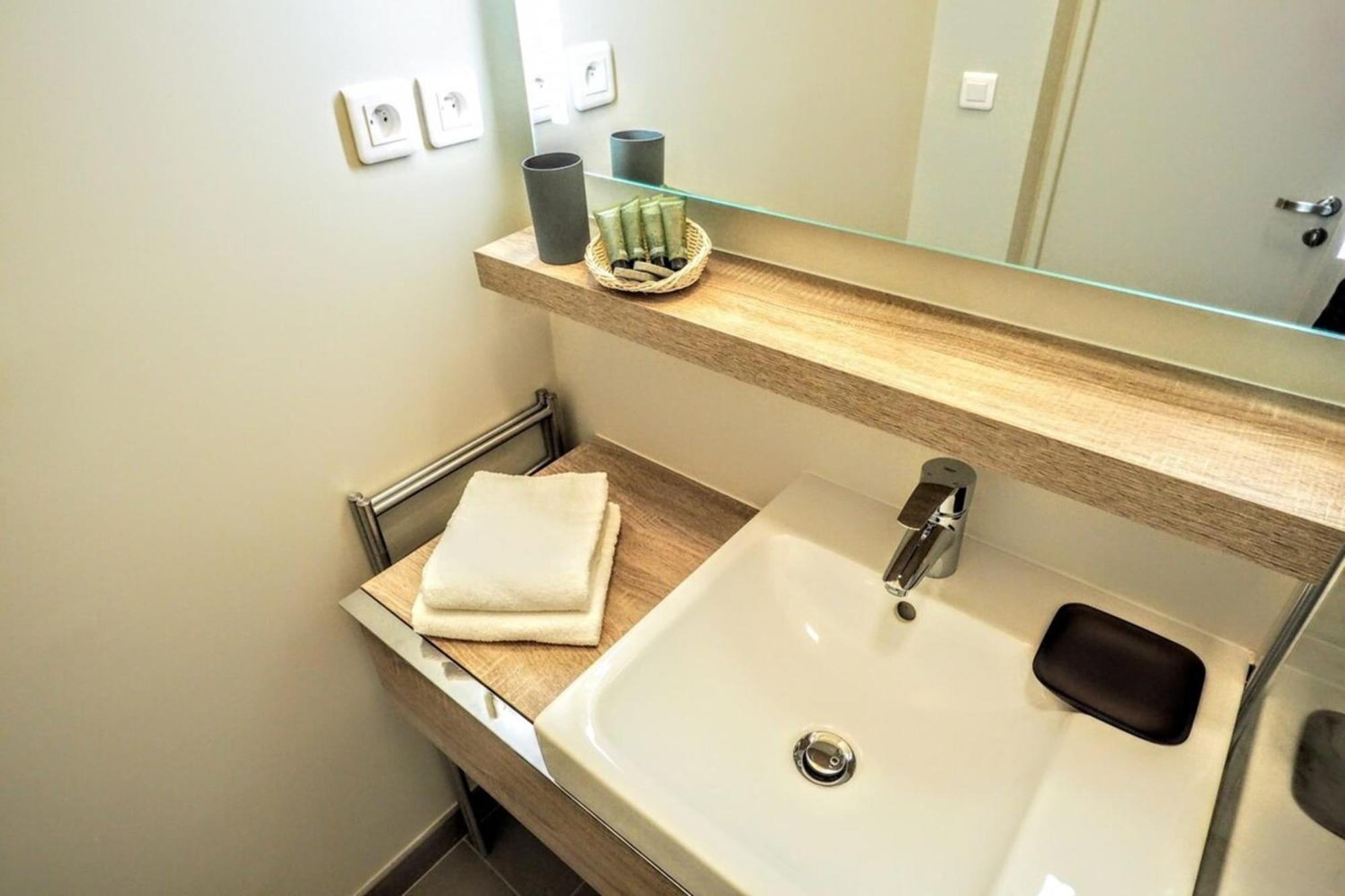 Moliere Chicsuites Париж Екстер'єр фото